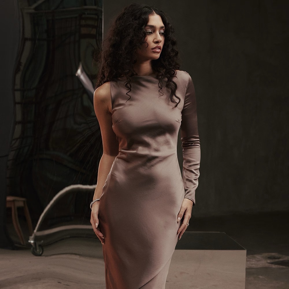 House of Cb 'Catiana' Asymmetrical Satin dress NWOT size M - Picture 3 of 7